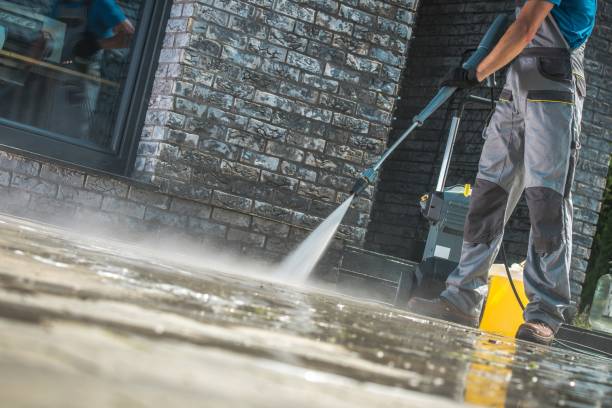 Best Factory Floor Cleaning  in Sneads, FL